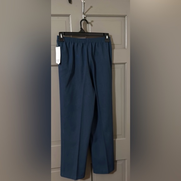 Southern Lady pants - Picture 2 of 5